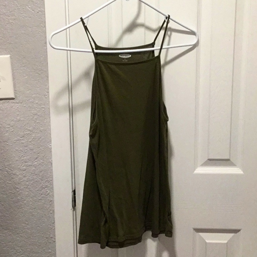 olive green , spaghetti strap , old navy blouse.